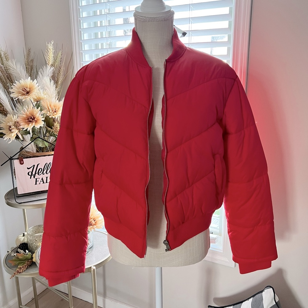 NWT Puffer Bomber Jacket/Coat Size Small Red